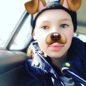 Meet your Posher, Sky